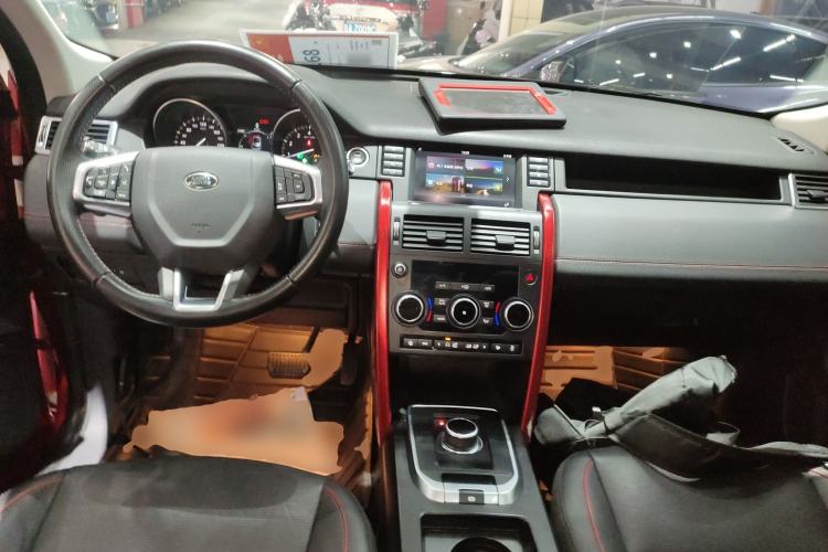 Used Land Rover Discovery Sport 2019 240 PS SE Dynamic Version China VI Standard
