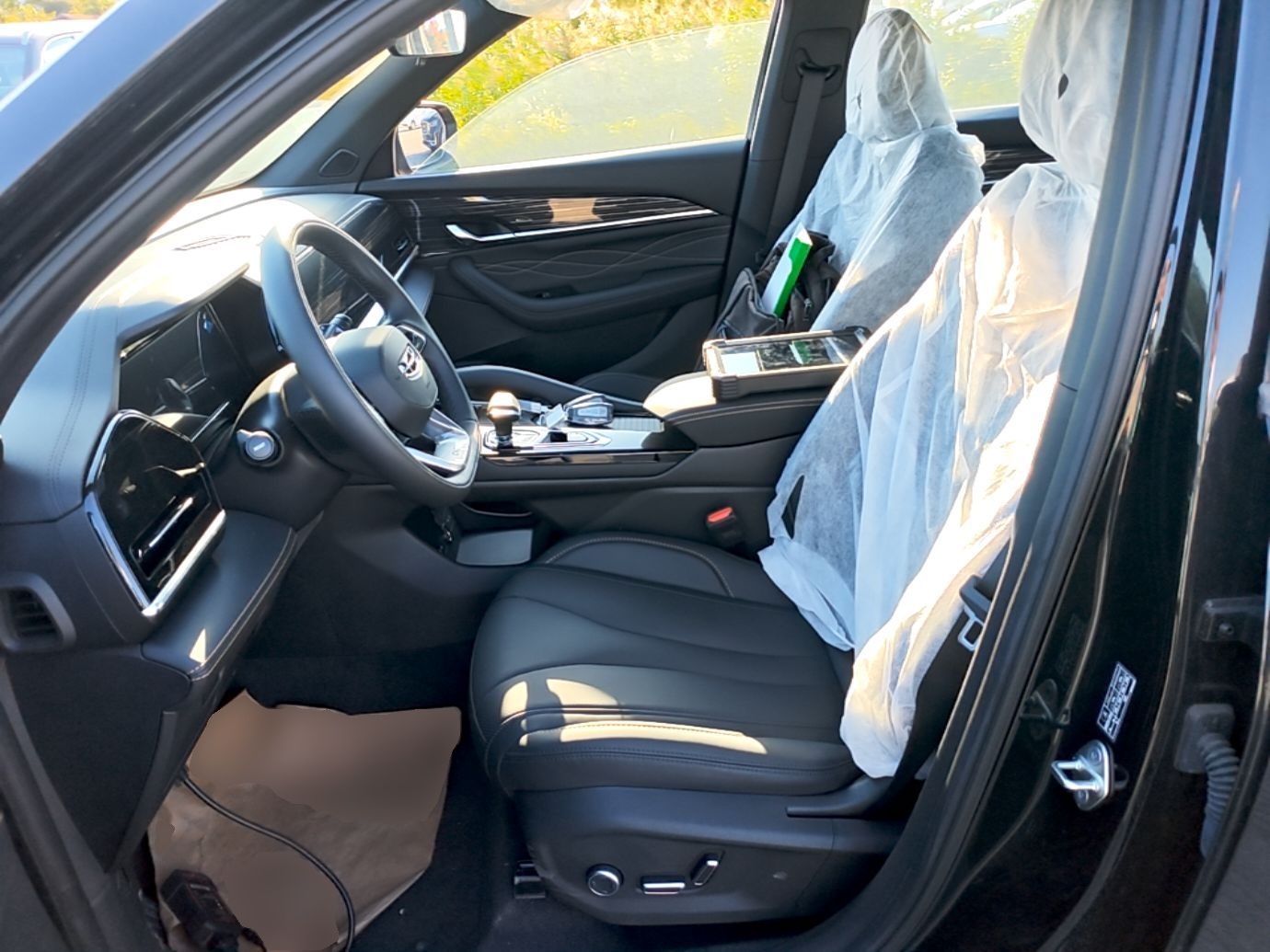 Geely Auto Monjaro L 2024 2.0TD DCT EVO Two-Wheel Drive Long-Range Version — снимка 17