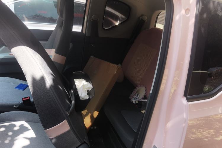 Used Wuling Hongguang MINIEV 2022 Macaron Premium Model – Lithium Iron Phosphate