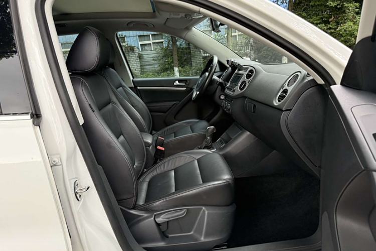 Used Volkswagen Tiguan L 2017 300TSI Automatic Two-Wheel Drive Silk Road Comfort Edition