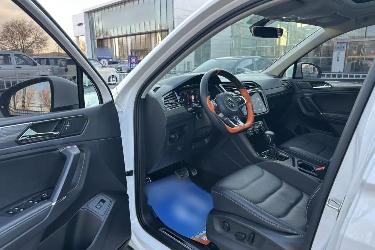 Used Volkswagen Tiguan L 2021 330TSI Automatic Two-Wheel Drive R-Line Enhanced Edition