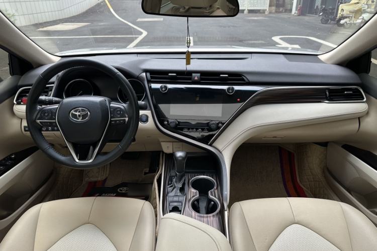 Used Toyota Camry 2019 2.5G Luxury Edition China VI Standard