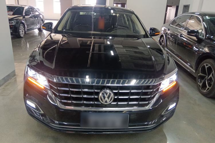 Used Volkswagen Passat 2019 380TSI Luxury Edition China VI Standard
