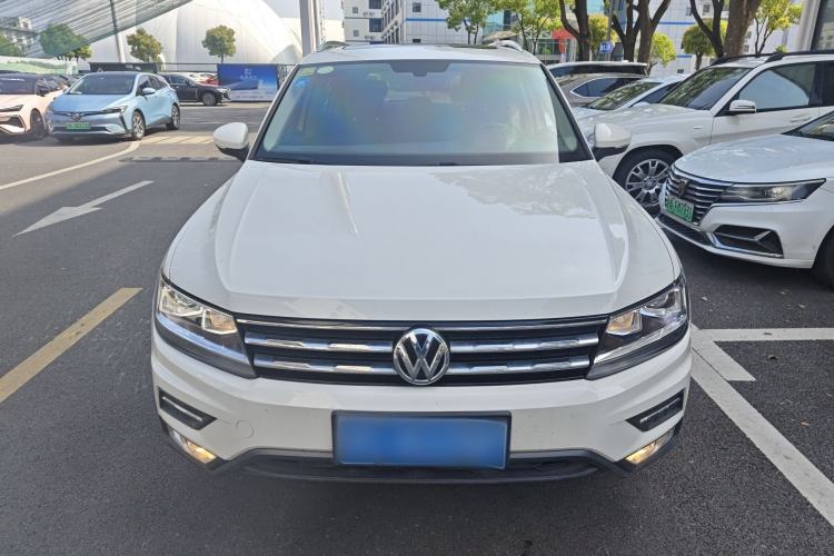 Used Volkswagen Tiguan L 2018 330TSI Automatic Two-Wheel Drive Luxury Edition
