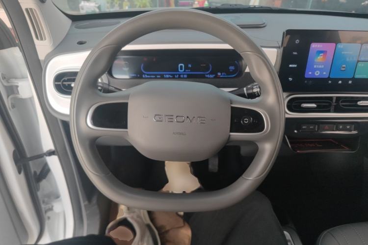 Used Geely Galaxy Panda 2025 210 km – Yuanqi Bear
