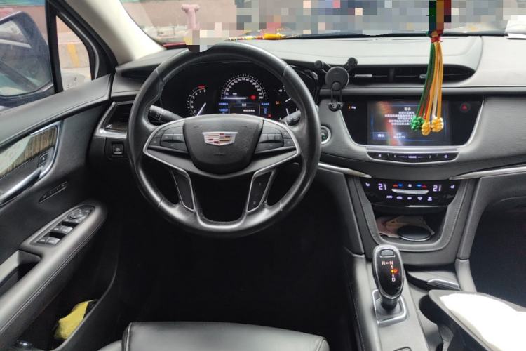 Used Cadillac XT5 2016 25T Luxury Model
