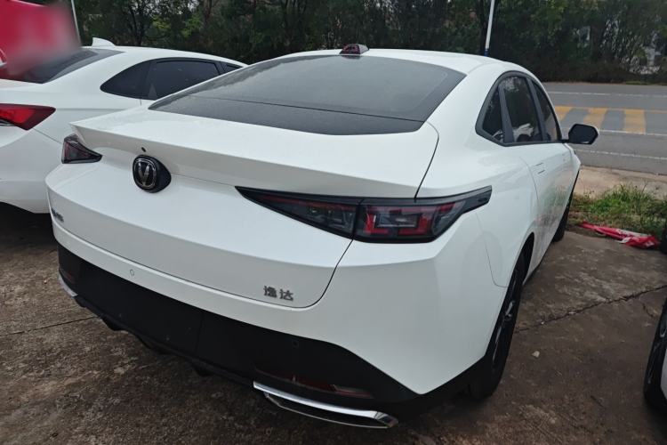 Used CHANGAN Eado DD 2023 Blue Whale NE 1.5T GDI DCT Luxury Edition
