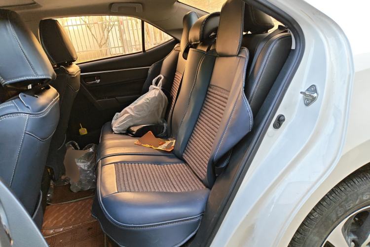 Used Toyota Levin 2017 Revised 185T CVT Elite Edition China V Standard Left Rear Seat