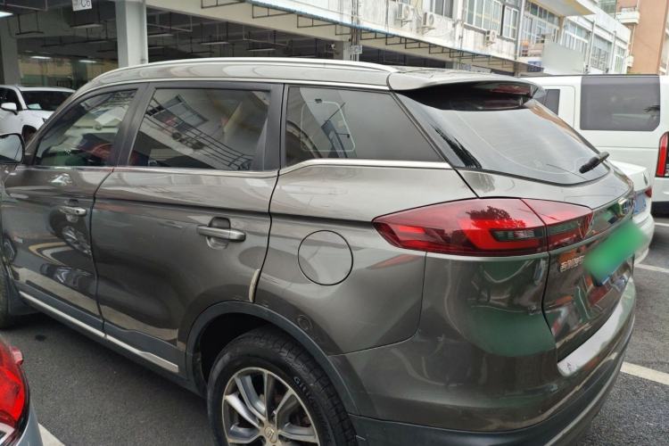 Used Geely Auto Emgrand X7 Sport 2018 1.8TD Automatic Two-Wheel Drive Smart Connect 4G Internet Edition Exterior 2