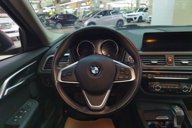 Used BMW 1 Series 2019 118i Fashion Model Steering Wheel
