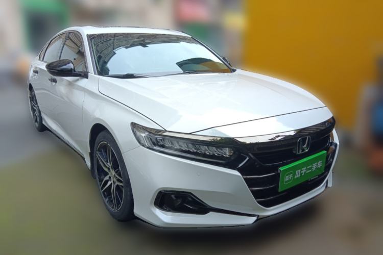 Used Honda Accord 2022 260TURBO Phantom Night · Prestige Edition Front Right 45 Deg