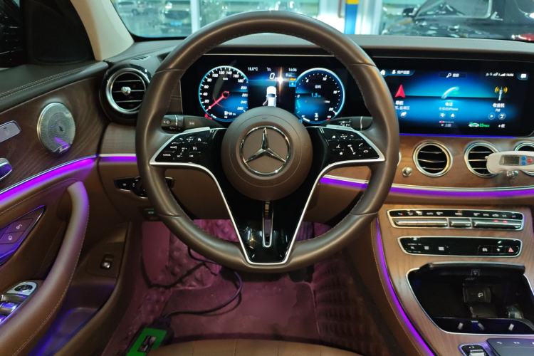 Used Mercedes-Benz E-Class 2023 Facelift E 260 L Steering Wheel