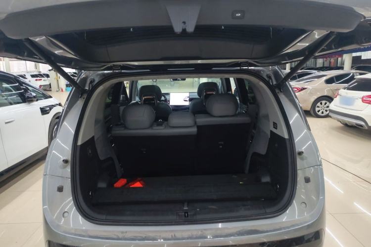 Used Zeekr MIX 2025 Intelligent Driving Version
