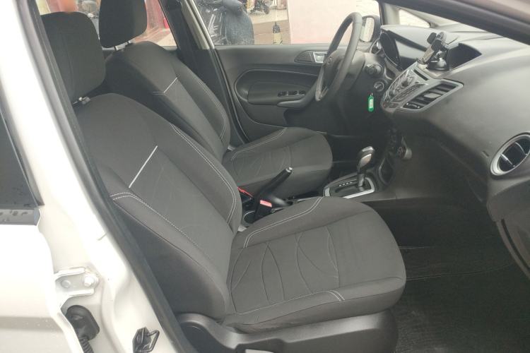 Used Ford Fiesta 2013 Hatchback 1.5L Automatic Fashion Edition
