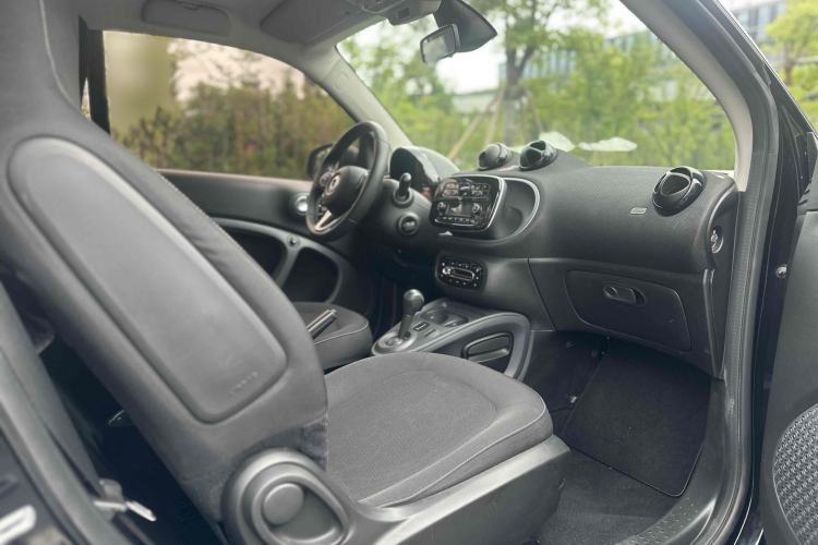 Used smart fortwo 2015 1.0L 52 kW Hardtop Passion Edition