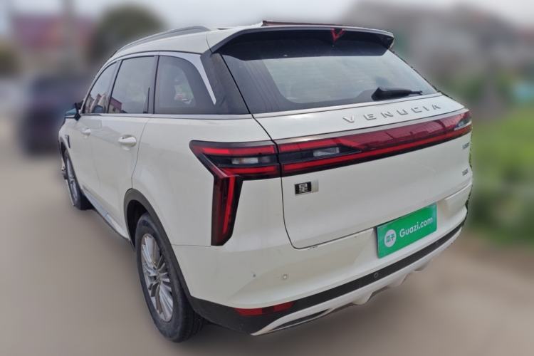 Used Venucia Star 2021 260T Automatic 48V Mild Hybrid Turbocharged Star Achieve Edition
