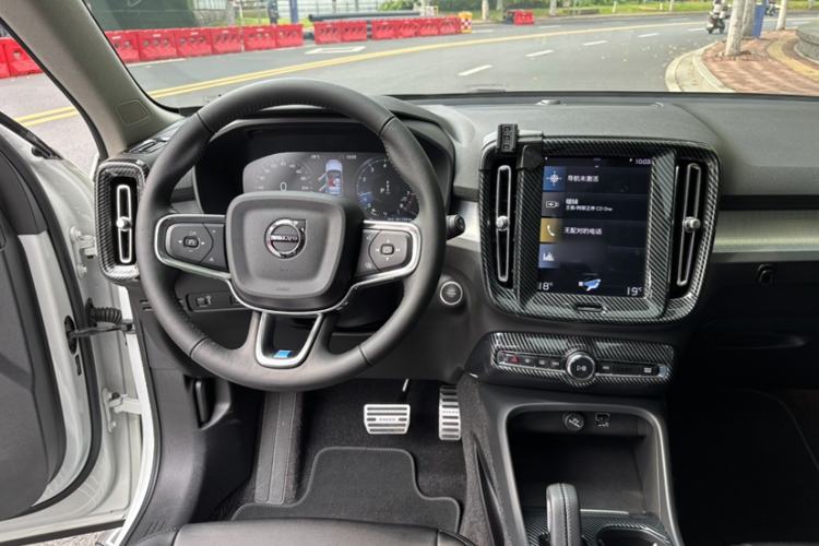 Used Volvo XC40 2020 T3 Smart & Stylish Edition Interior 6
