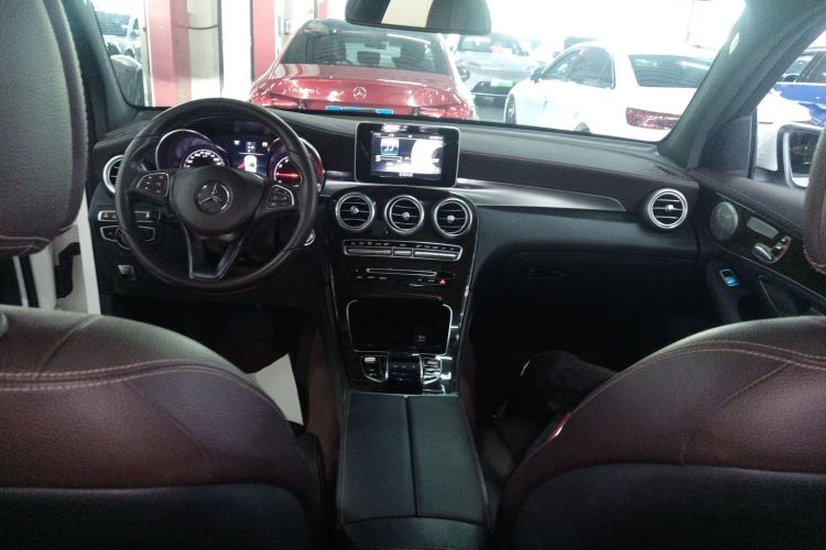 Used Mercedes-Benz GLC 2019 GLC 260 L 4MATIC Luxury Model
