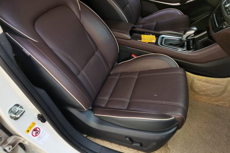 Used CHANGAN Raeton CC 2018 1.5T Automatic Zunya Model China V Standard Right Front Seat