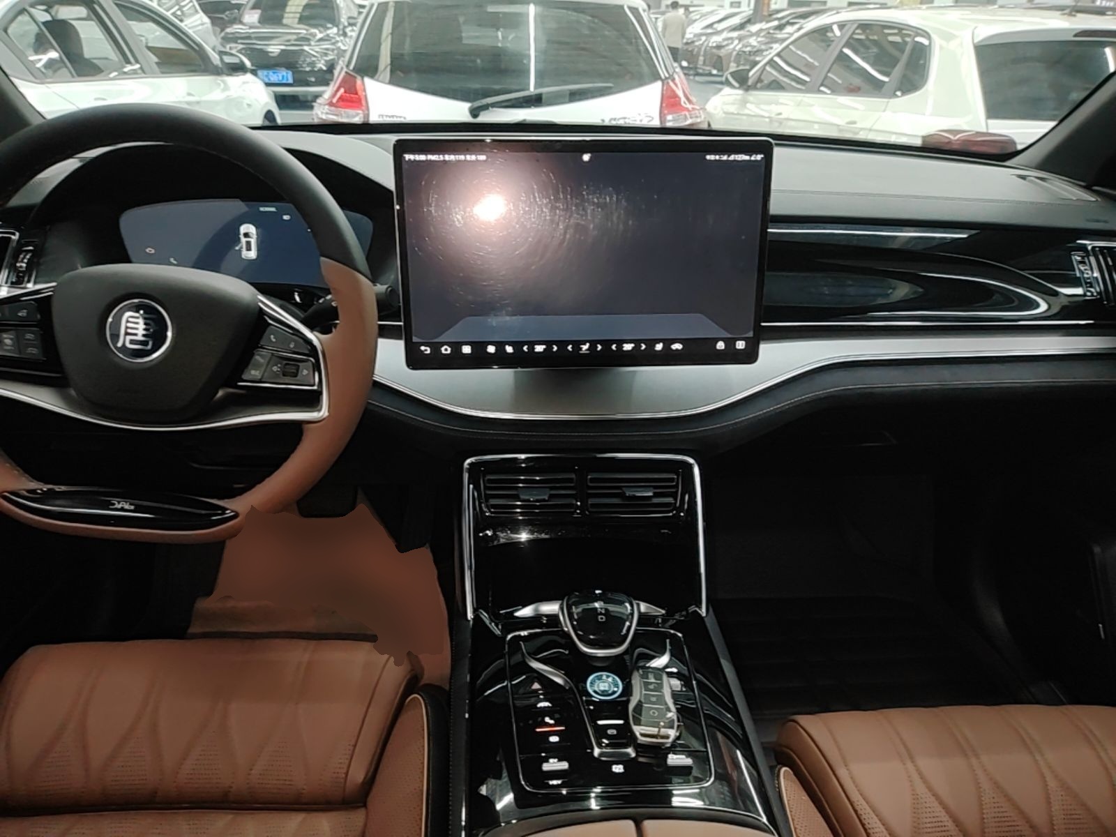 BYD Tang New Energy 2021 DM-i 112KM Prestige Model - Executive — снимка 19