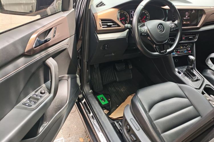 Used Volkswagen Tharu 2021 330TSI All-Wheel Drive Luxury PLUS Version
