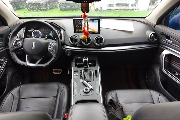 Used Wey VV5 2017 2.0T Flagship Edition Center Console