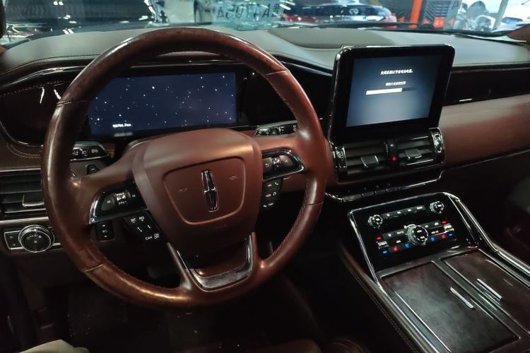 Used Lincoln Navigator 2019 3.5T Presidential Series China VI Standard
