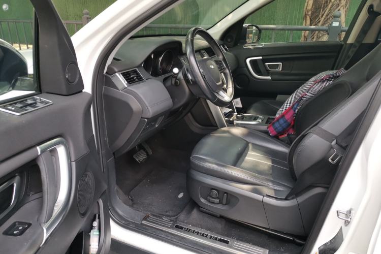 Used Land Rover Discovery Sport 2018 240 PS SE Version Driver Seat