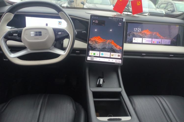 Used Geely Galaxy L7 2024 1.5T 115 km PLUS Dragon Edition