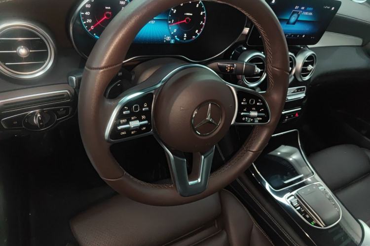 Used Mercedes-Benz GLC 2021 GLC 260 L 4MATIC Dynamic Edition Steering Wheel