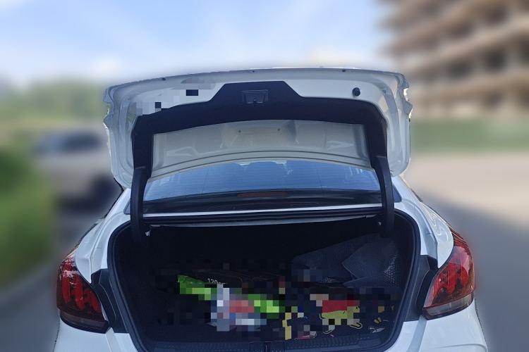 Used MG 5 2023 180 DVVT Manual Fashion Edition