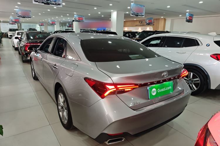 Used Toyota Avalon 2019 2.0L Luxury Edition China VI Standard Rear Left 45 Deg