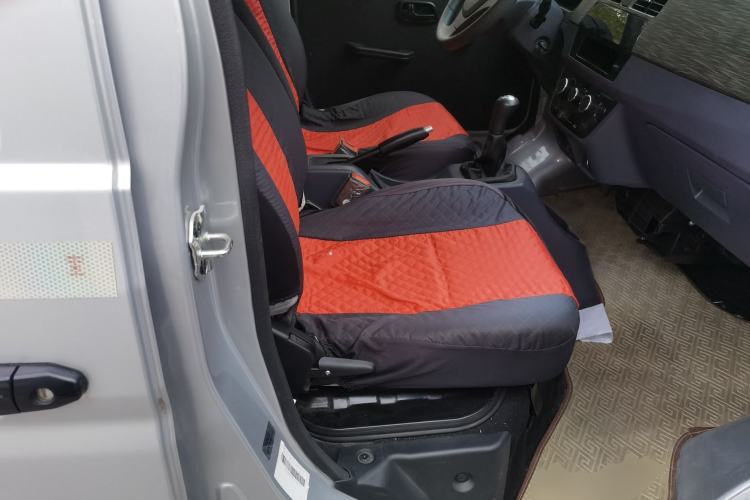 Used Jinbei Hiace X30 2020 1.5L Van Super-Enjoyment Model China VI Standard SWC15M
