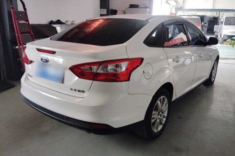 Used Ford Focus 2012 Sedan 1.6L Manual Comfort Model