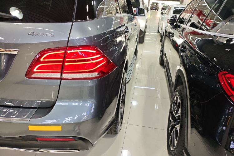 Used Mercedes-Benz GLE-Class 2017 GLE 400 4MATIC Ink Edition