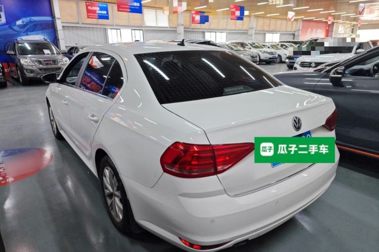 Used Volkswagen Lavida 2015 1.6L Automatic Comfort Edition Rear Left 45 Deg