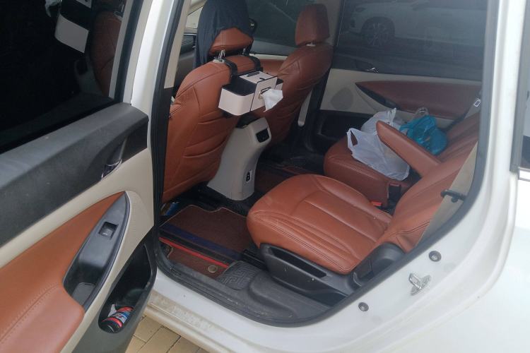 Used Buick GL6 2018 18T 6-Seater Elite Model
