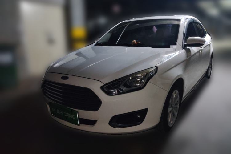 Used Ford Escort 2015 1.5L Automatic Fashion Model