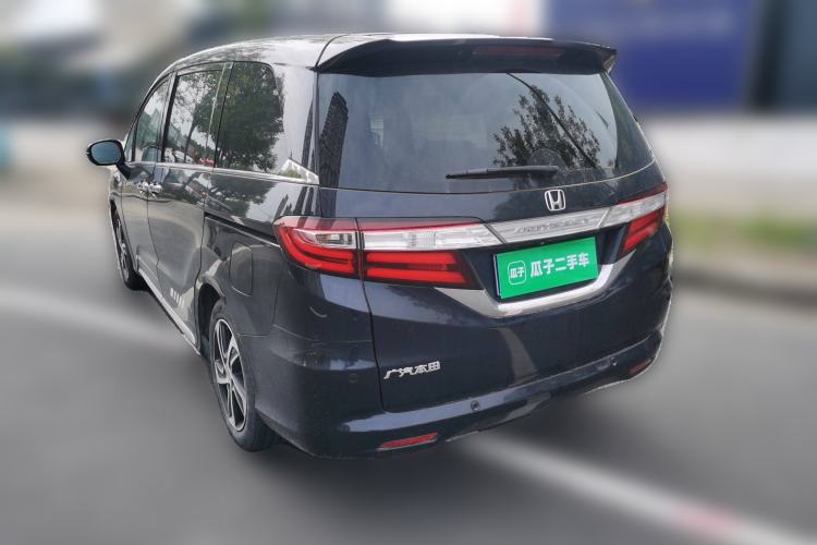 Used Honda Odyssey 2015 Updated Version 2.4L Smart Edition Rear Left 45 Deg