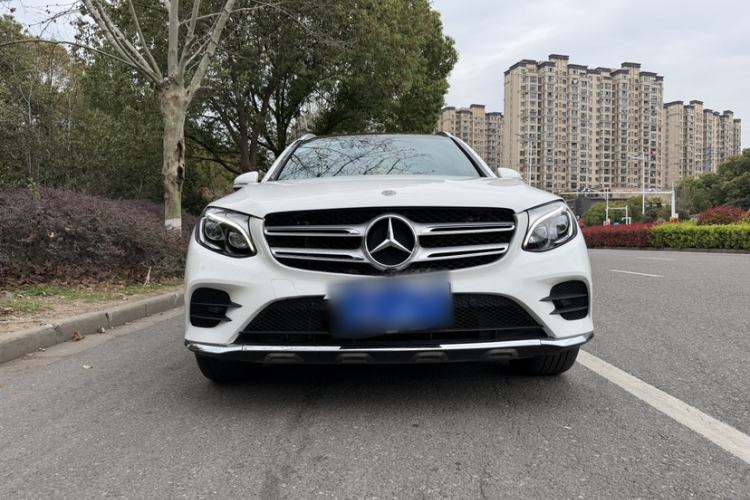 Used Mercedes-Benz GLC 2018 GLC 300 4MATIC Sport Edition Exterior 2