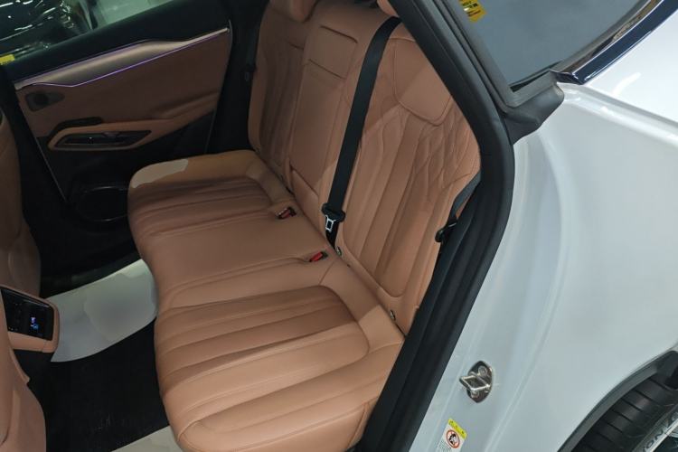 Used BYD Song L EV 2025 662 km Advanced Intelligent Driving Version
