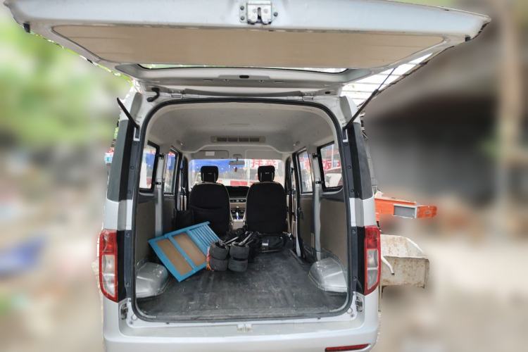 Used CHANGAN KUAYUE Xing V3 2022 1.5L Gasoline Standard-Grade 5-Seater Passenger Vehicle JL473QH Trunk