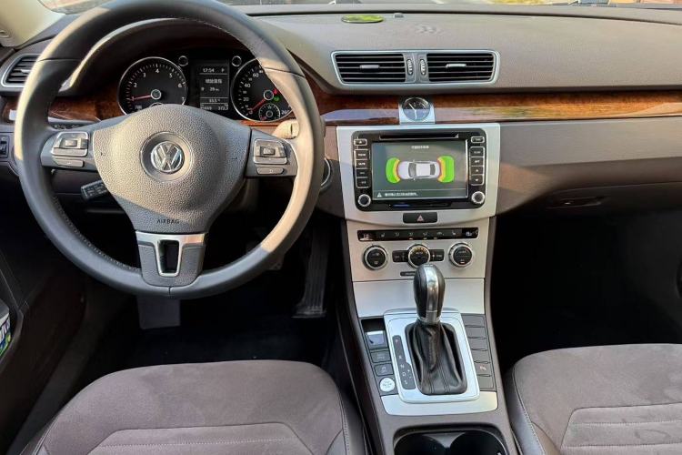 Used Volkswagen Magotan 2012 Travel Edition 2.0 TSI Comfort Version