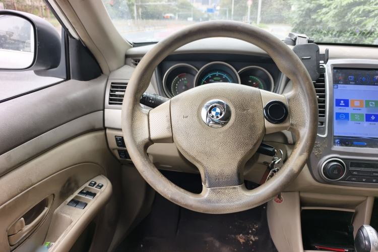 Used Dongfeng Junfeng E11K 2019 Standard Model
