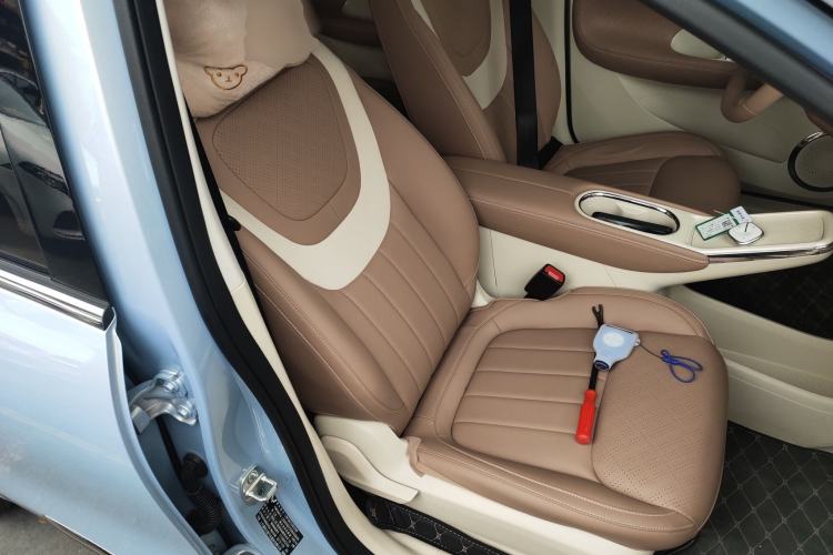 Used Wuling Bingo 2025 333 km Lingxi Deluxe Edition Right Front Seat