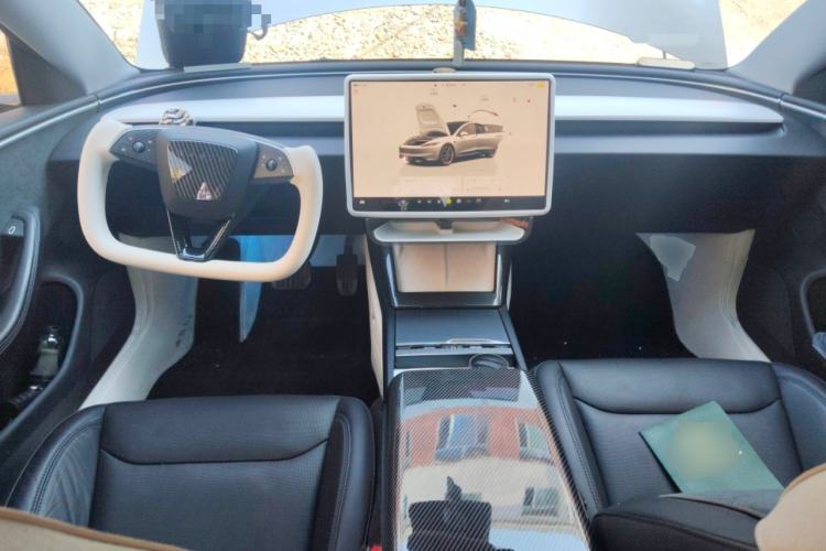 Used Tesla Model 3 2023 Long-Range All-Wheel-Drive Version