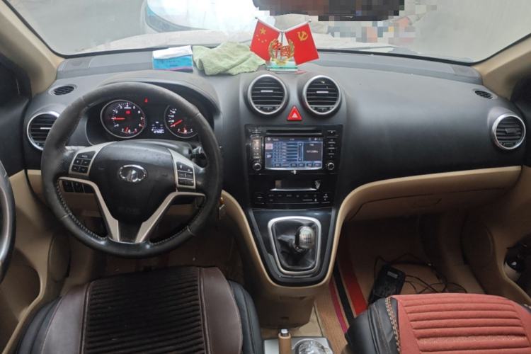 Used Haval H6 2013 Upgraded Model 1.5T Manual Two-Wheel Drive Urban Version