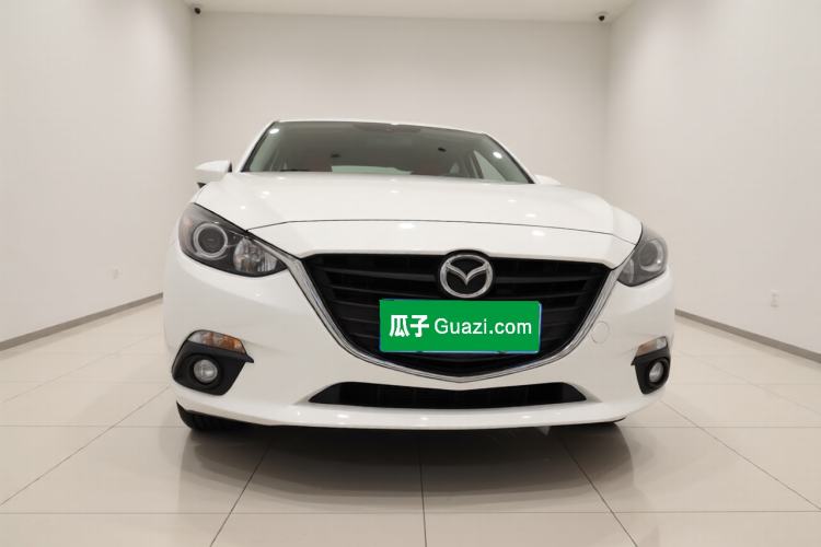 Used Mazda 3 Axela 2014 Hatchback 1.5L Manual Comfort Model