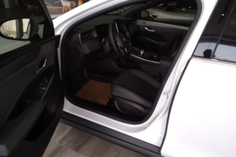 Used BYD Qin PLUS 2025 DM-i Smart Drive 120KM Superior Model