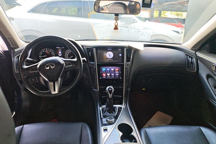 Used Infiniti Q50L 2018 2.0T Comfort Edition China VI Standard
